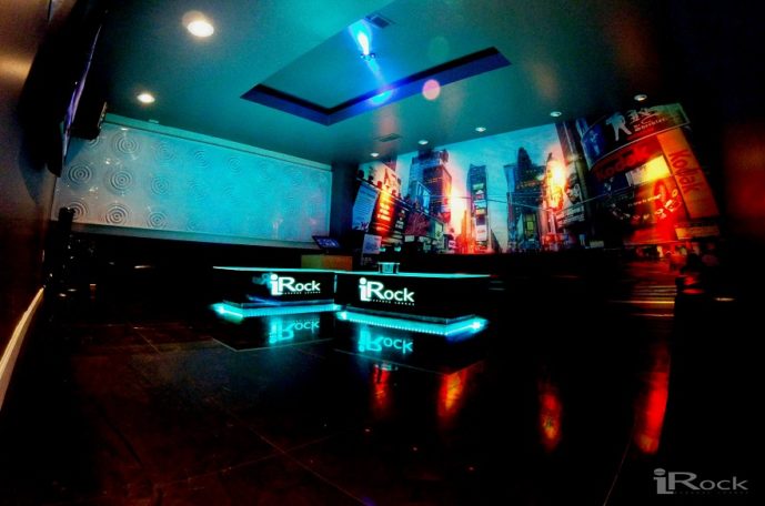 iRock Karaoke Lounge - Karaoke is fun!